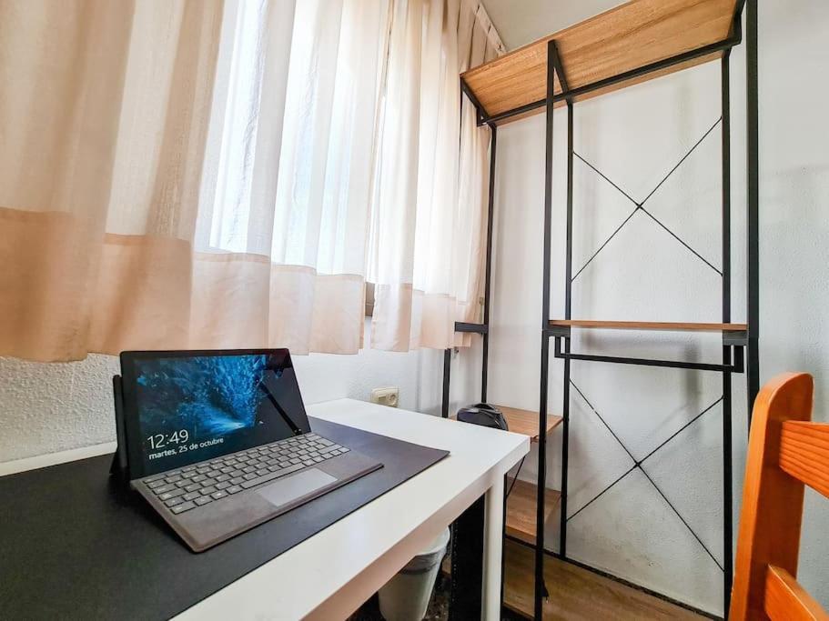Piso Ideal Con Wifi Parking Y Desayuno Murcia Exterior foto